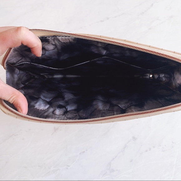 Ted Baker || iPad Case - Picture 6 of 6